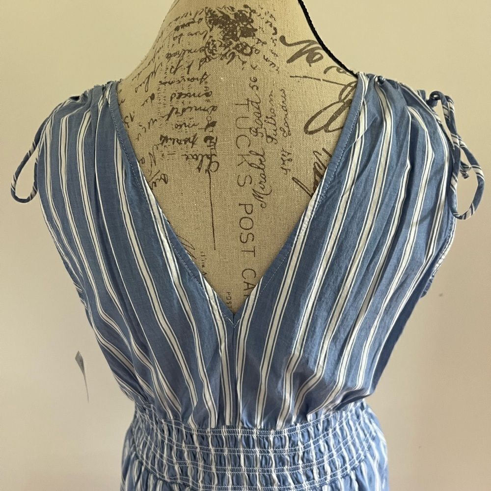 NWT Old Navy shoulder tie dress - Picture 3 of 6